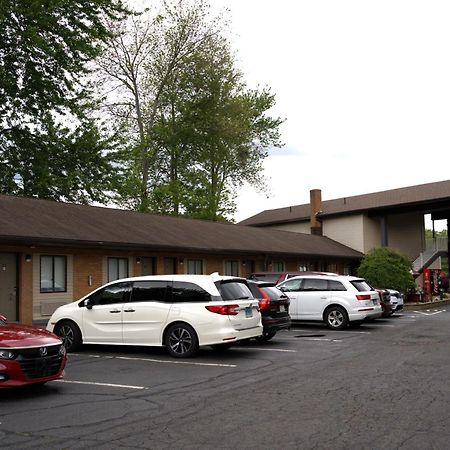 Carrier Motor Lodge Newington Extérieur photo