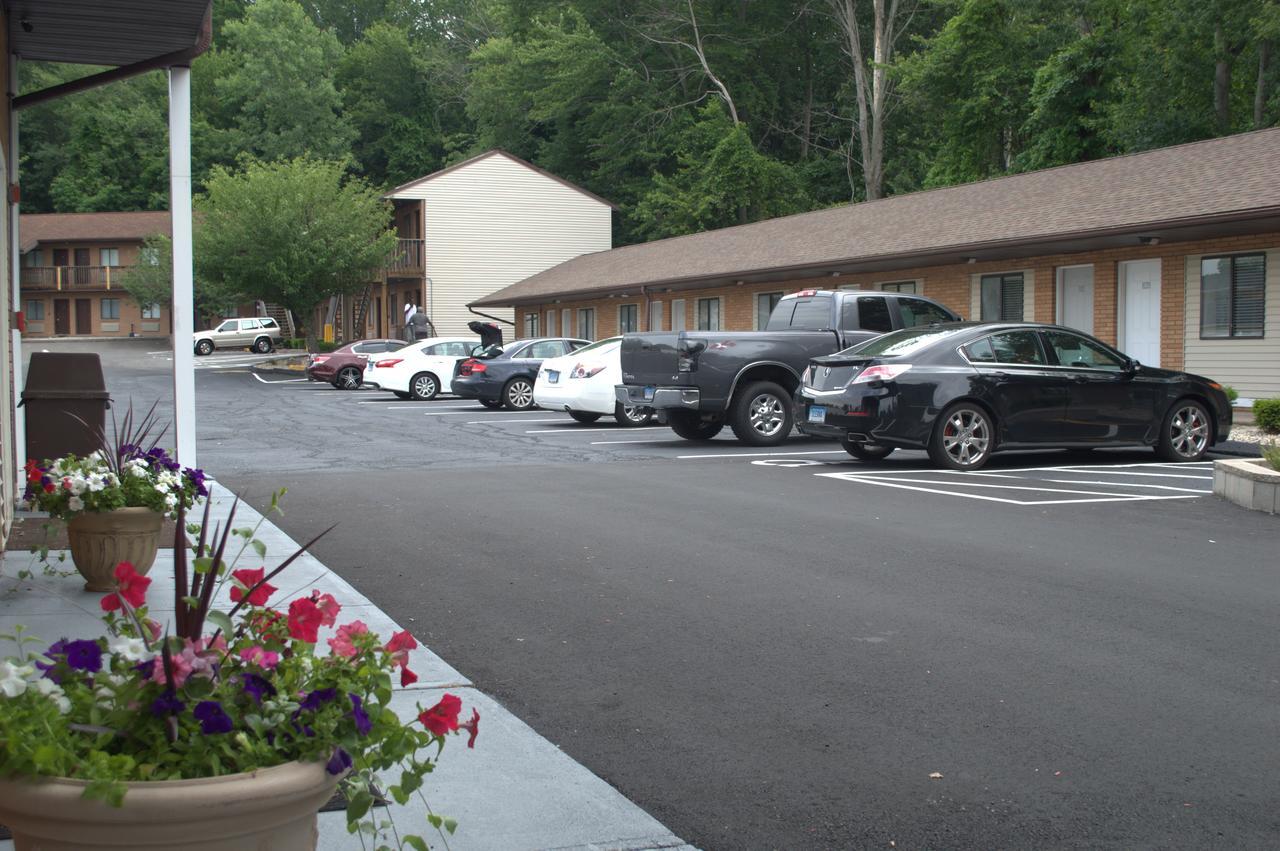 Carrier Motor Lodge Newington Extérieur photo